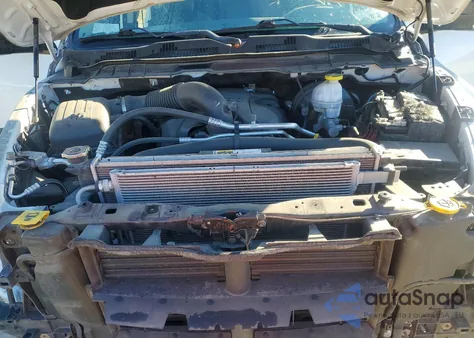 2019 Ram 1500 Classic Slt z USA, uszkodzony, nr VIN 1C6RR7TT3KS714330